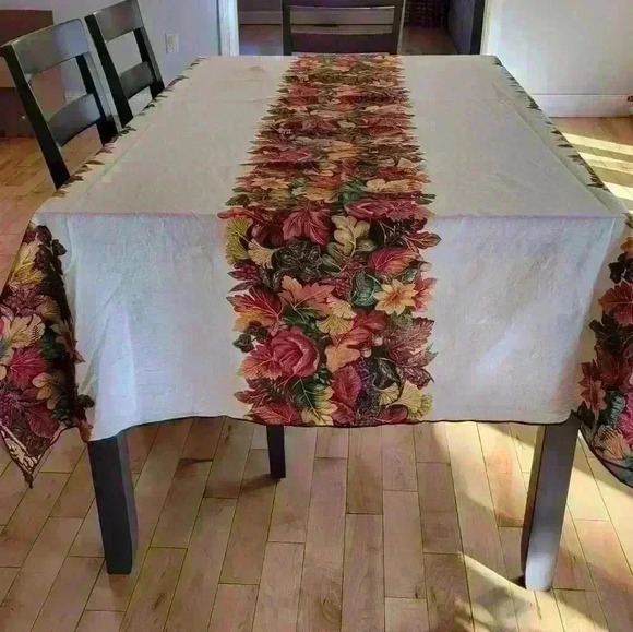 Autumn Blooms Tablecloth 60x90 - Picture 2 of 6